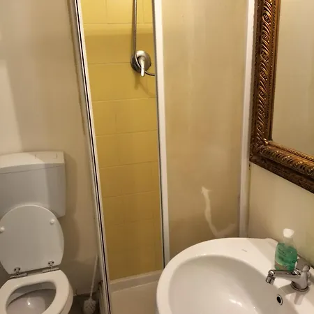 Parking Free 366-1968-378 Via Grimm *