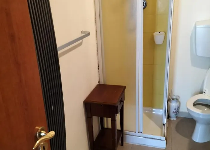 Parking Free 366-1968-378 Via Grimm Affittacamere