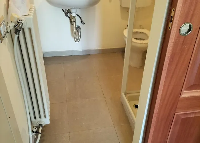 Parking Free 366-1968-378 Via Grimm Affittacamere *